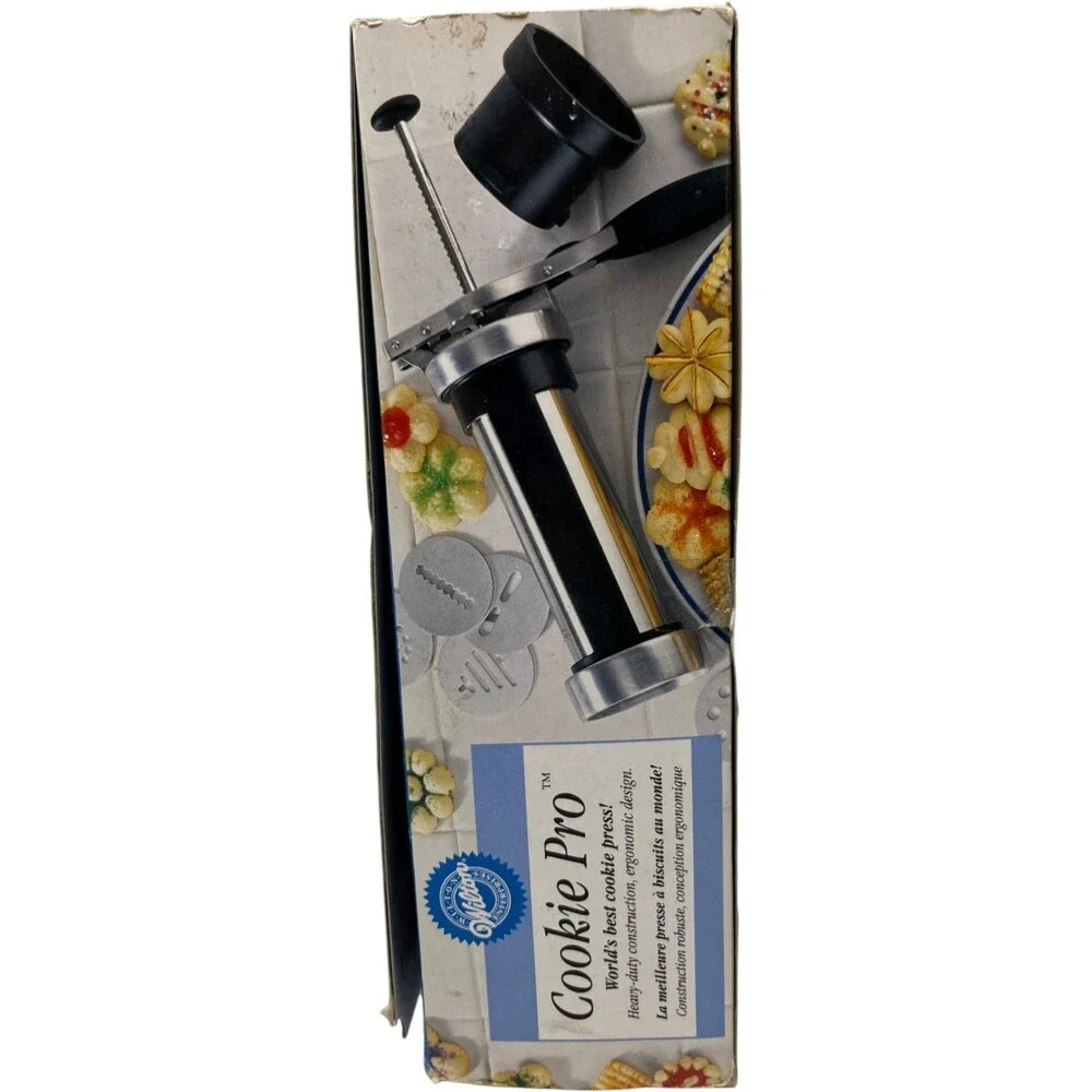 Wilton Cookie Press Cookie Pro Heavy Duty Spritz Maker Silver Black